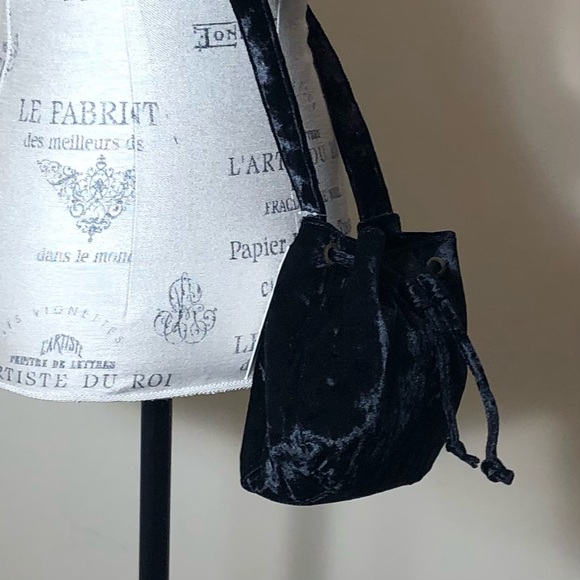 ROXY Spread Love Velvet Medium Crossbody Bag - Picture 5 of 8